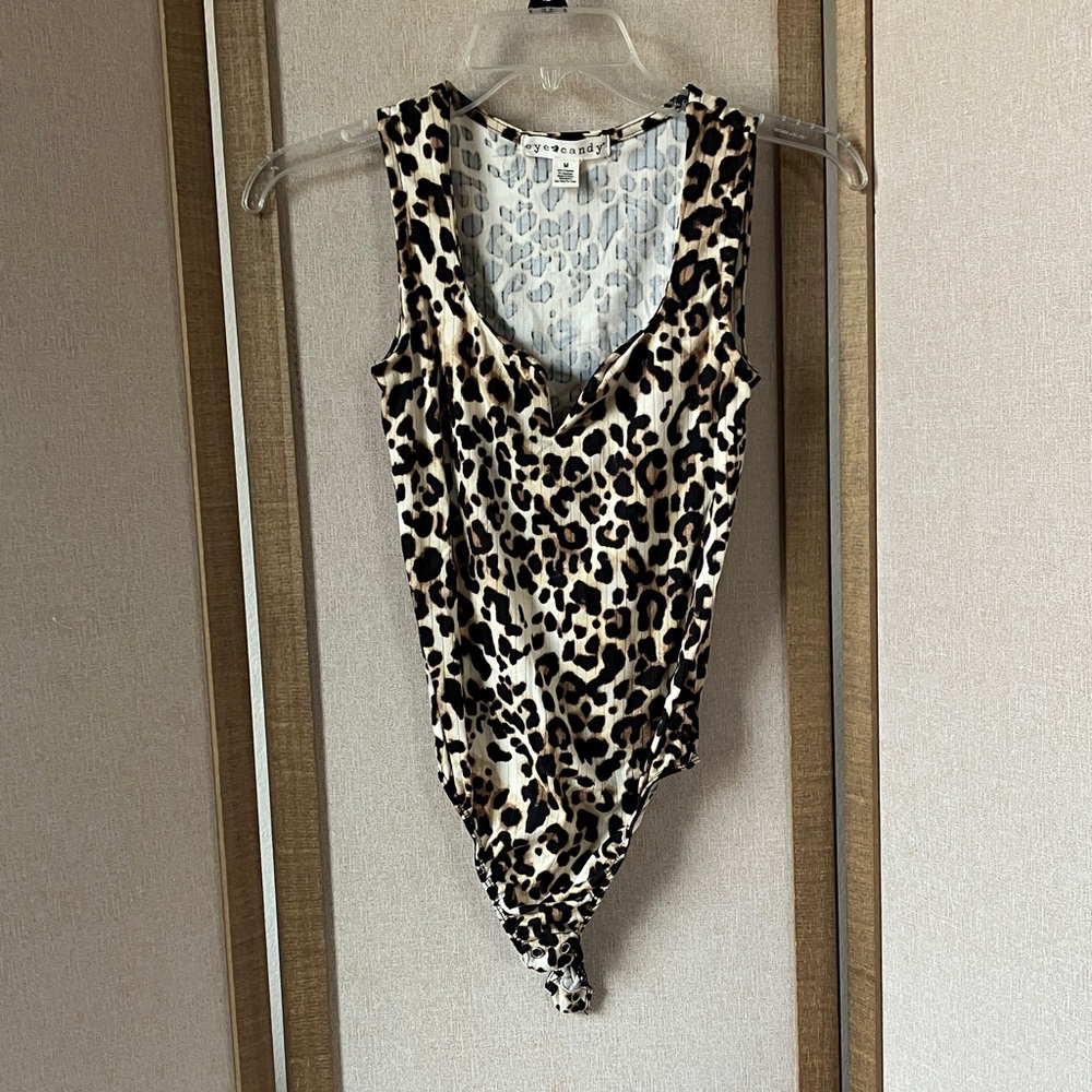 FINAL MARKDOWN Eye Candy Animal Pattern bodysuit junior medium